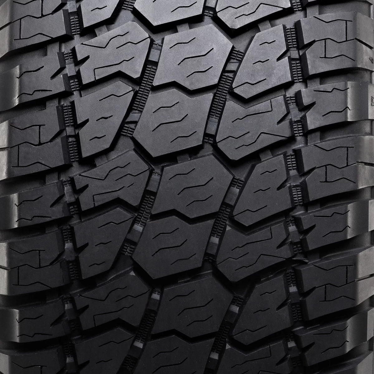 275/55R20 117H All-Terrain Radial Tire S75483