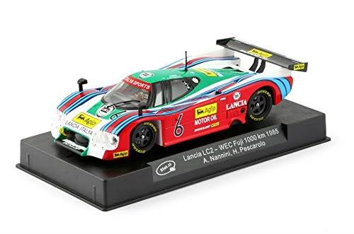 Lancia LC2 Slot Car (1:32 Scale) Y713352