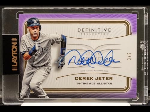 25 Cards Mystery Pack with Autograph Relic and 4 Rookie Cards E525288