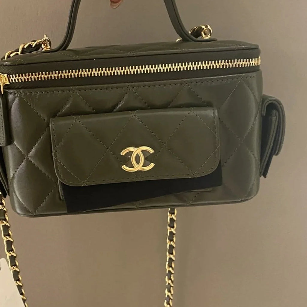 Dark Green Vanity Bag With Strap Q573353