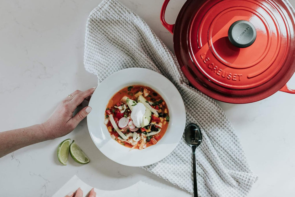7.25 qt. Enameled Cast Iron Round Dutch Oven M26395