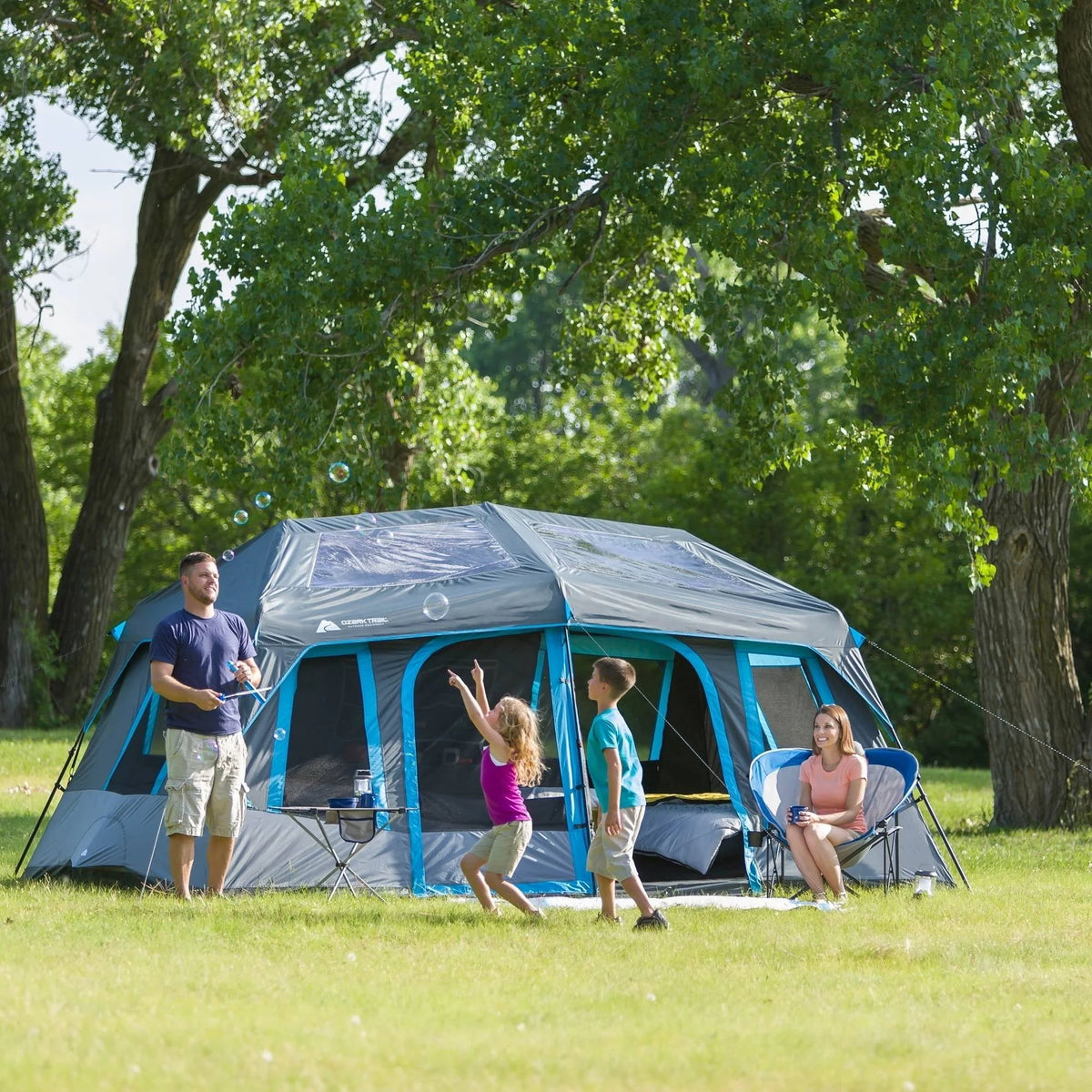 14'x10' 10-Person Dark Rest Instant Cabin Tent F462