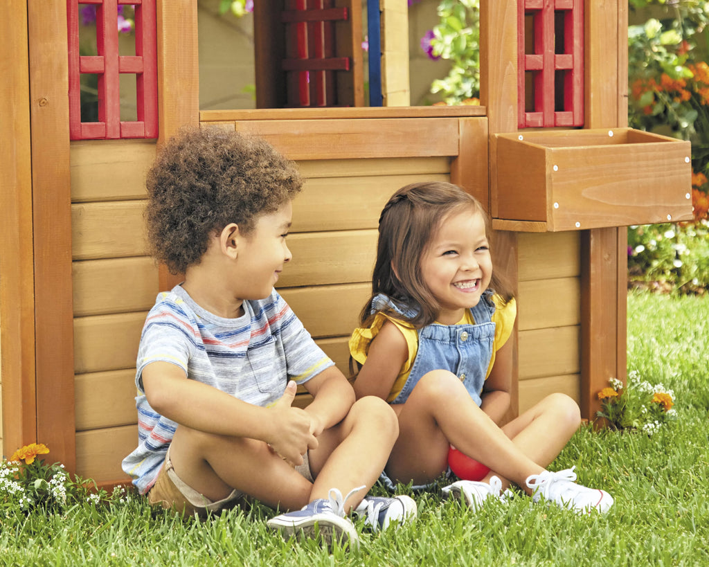 5-in-1 Wooden Game House Q950