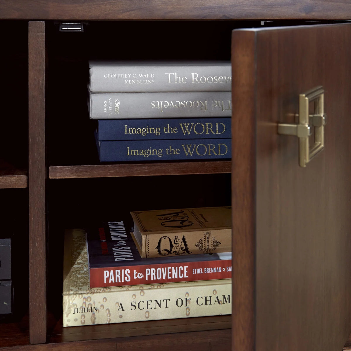 Entertainment Center H9847