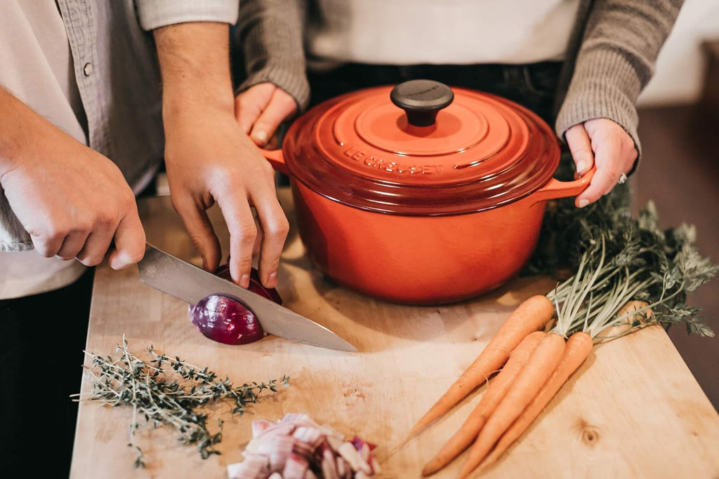 7.25 qt. Enameled Cast Iron Round Dutch Oven M26395