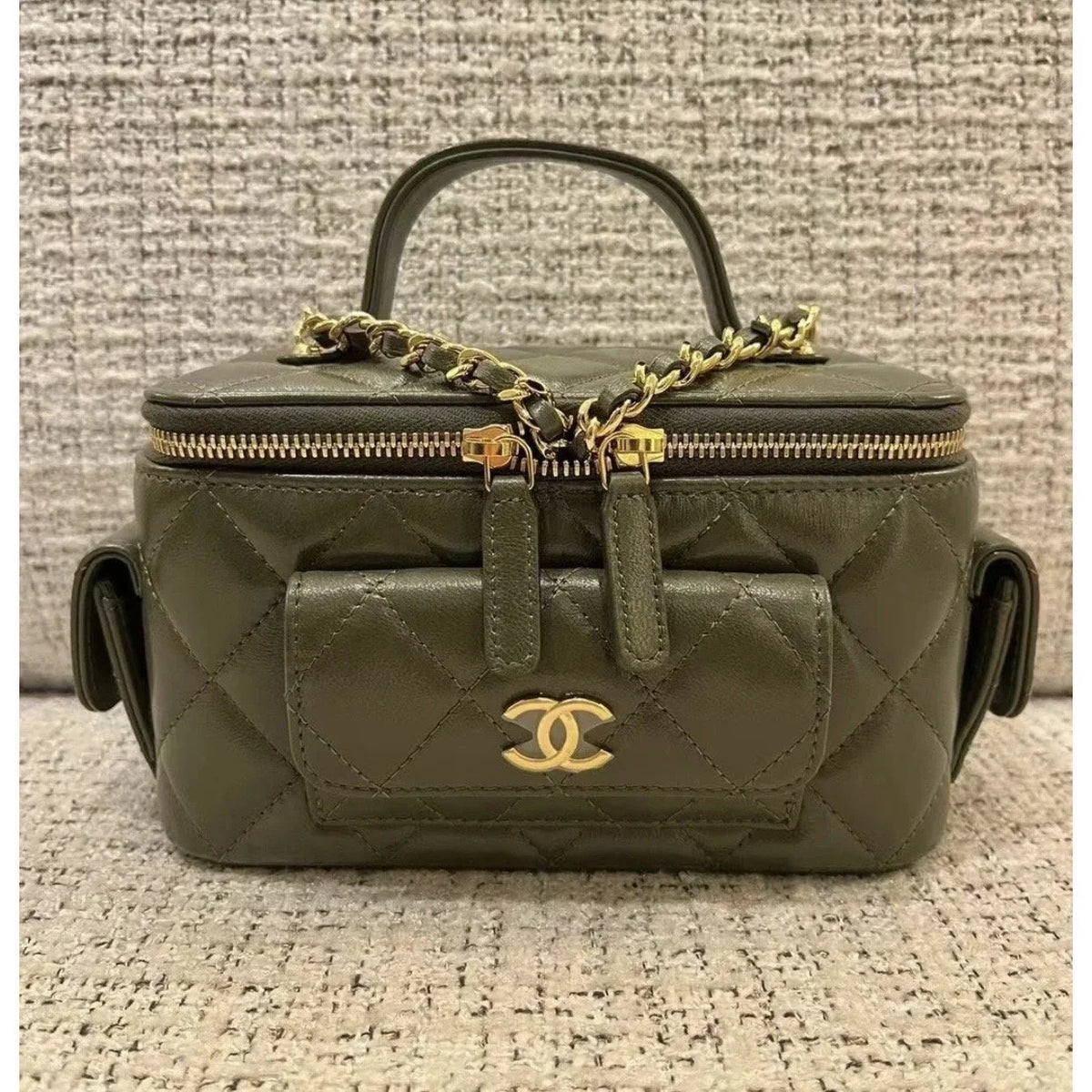Dark Green Vanity Bag With Strap Q573353