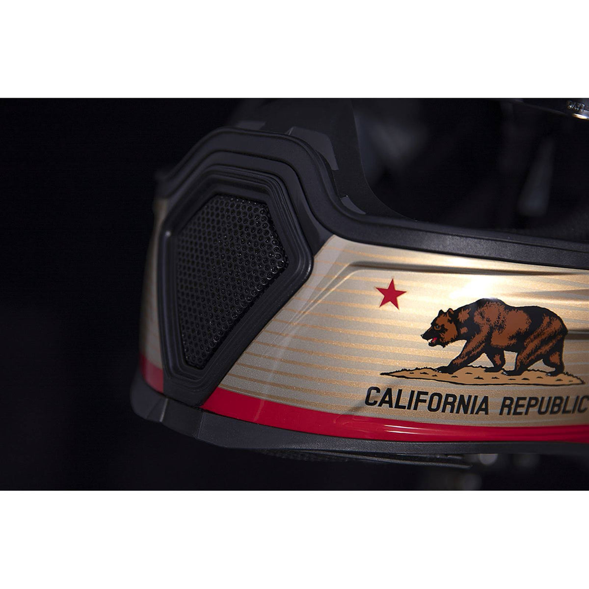 Gold Helmet T679028