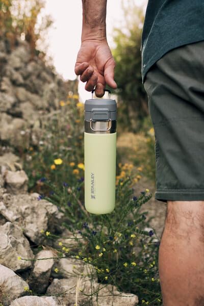36 oz Insulated Stainless Steel Water Bottle Z933