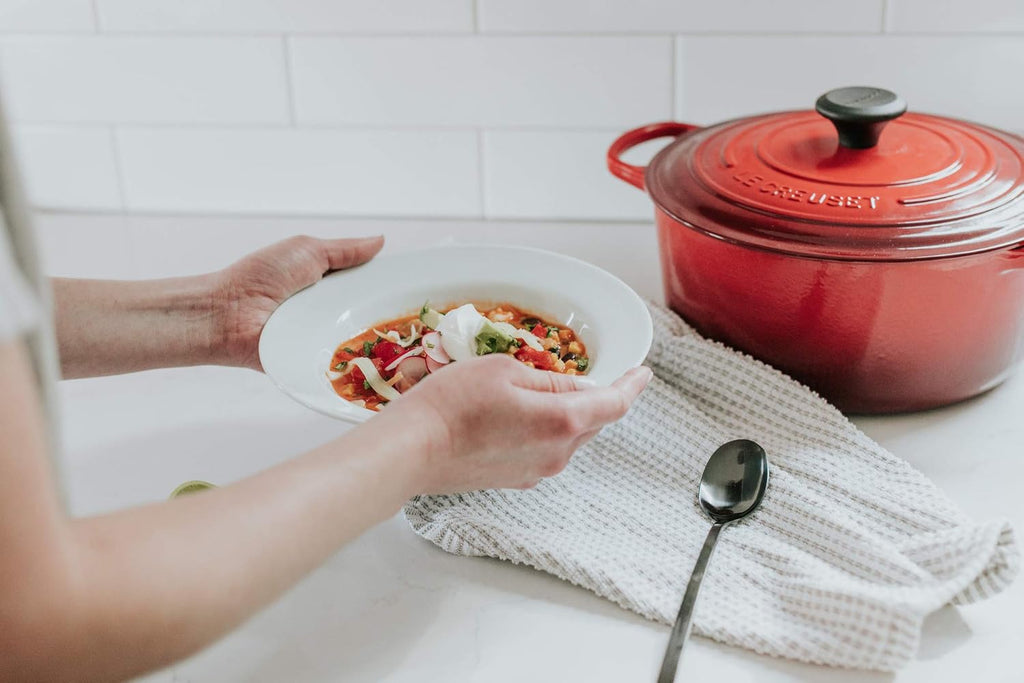 7.25 qt. Enameled Cast Iron Round Dutch Oven M26395