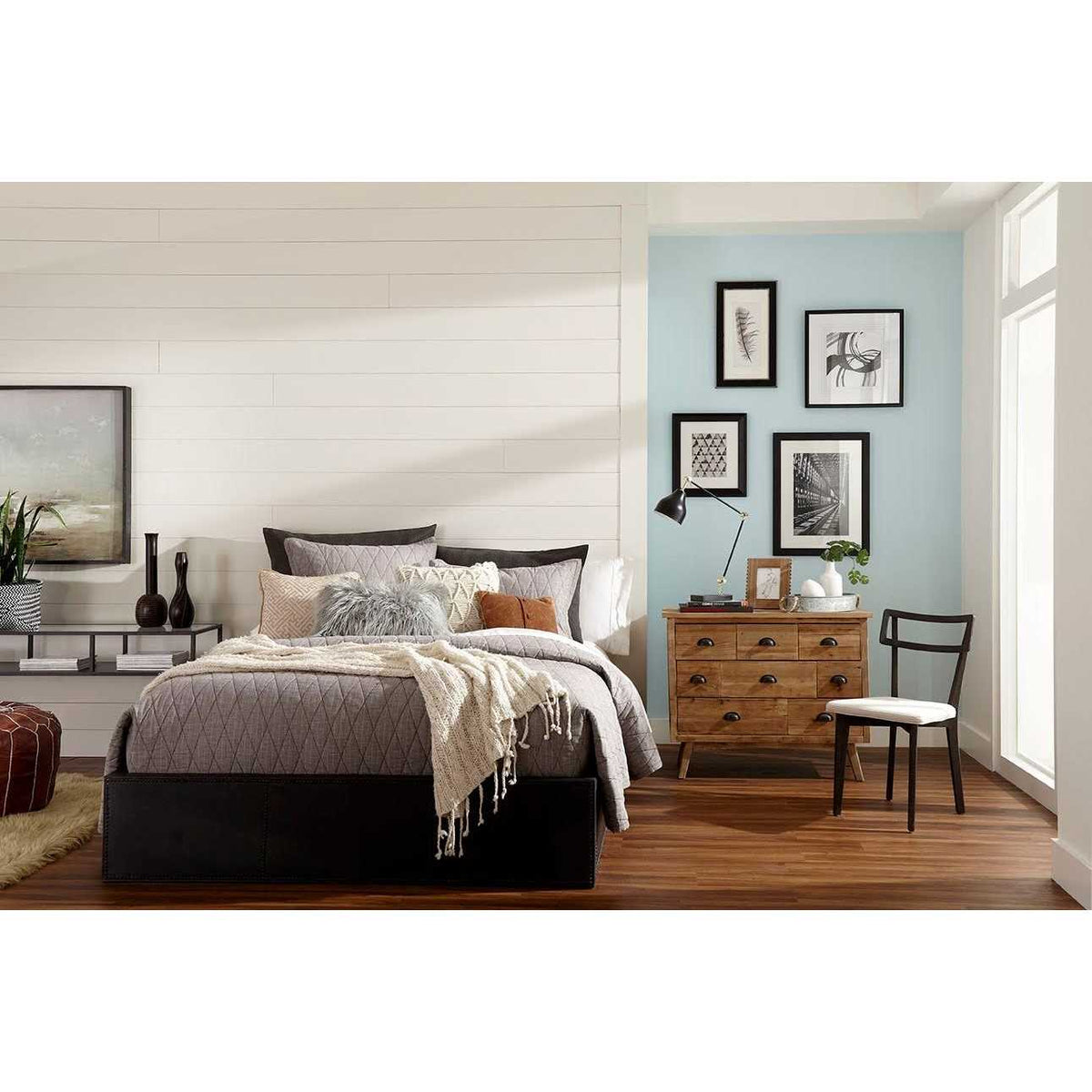 Painted White MDF Shiplap Wall Plank J184125