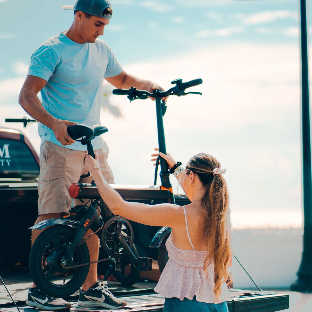 350W Folding Electric Bike with 270Wh Battery S5821