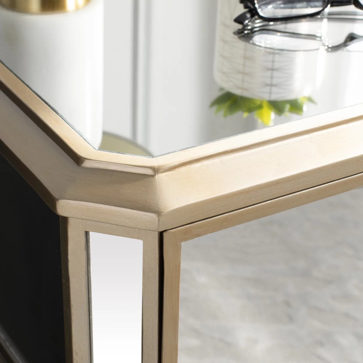 3-Drawer Mirrored Nightstand C350842